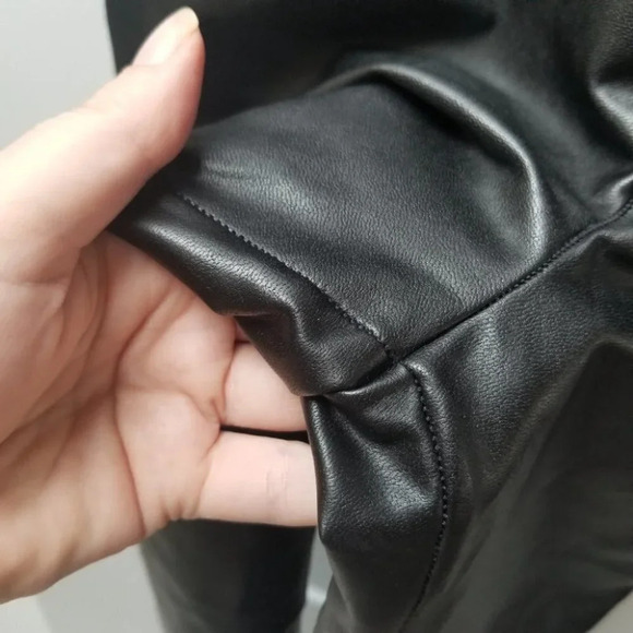 aritzia Wilfred Free Daria Ankle Pant Shiny high-rise leggings XS - Picture 12 of 12